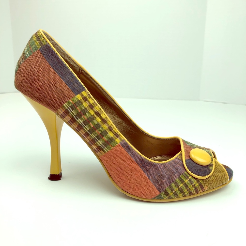 Bakers Peep Toe Heels Size 7.5